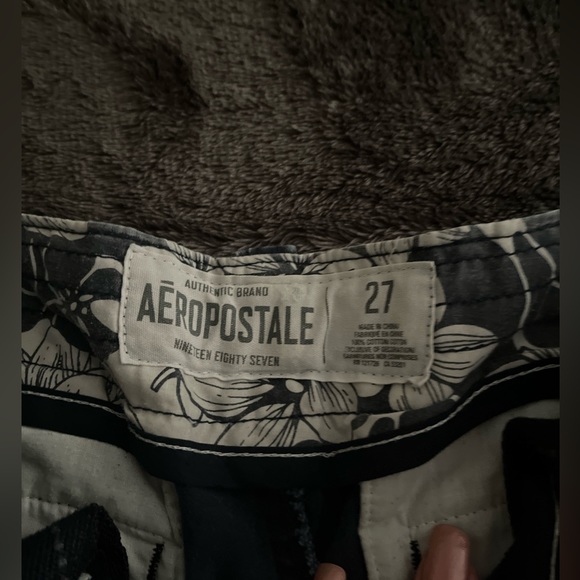 Shorts - Picture 3 of 3